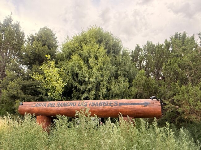 Building Photo - 19 Scarlett Ln