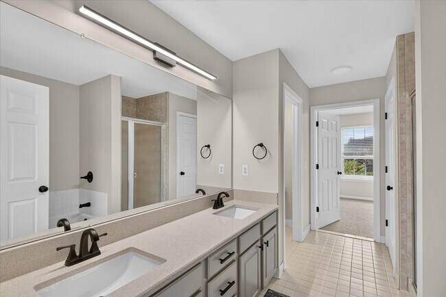Building Photo - 379 Cherry Orchard Rd