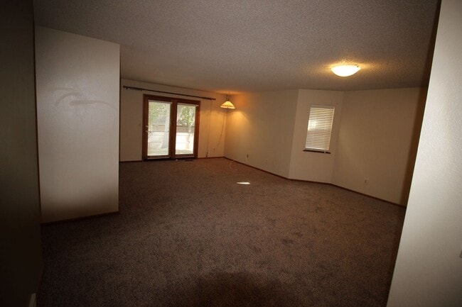 Building Photo - Great Home in Greeley