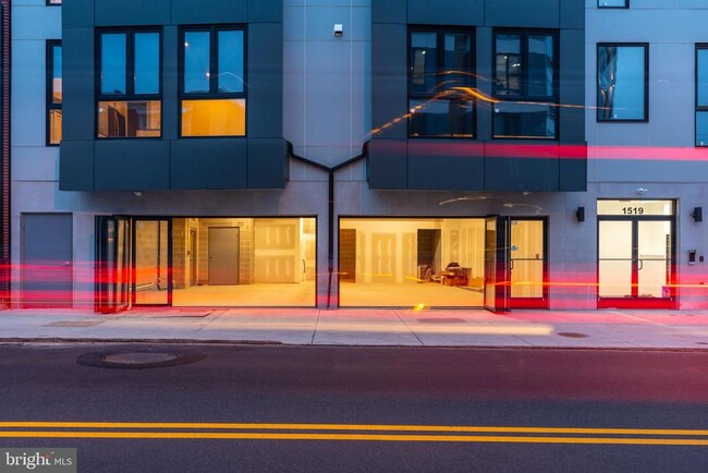 Building Photo - 1519 Ridge Ave