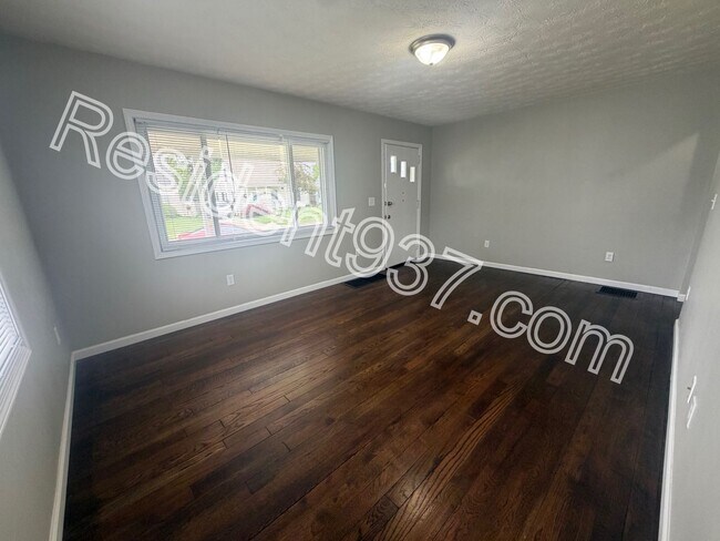 Building Photo - Charming 3 Bed 1 Bath in Kettering