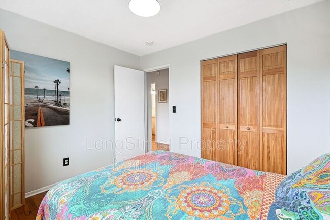 Building Photo - 3517 SE 67th Ave