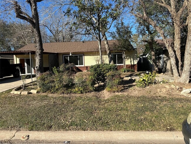 Building Photo - 5715 Beldart St