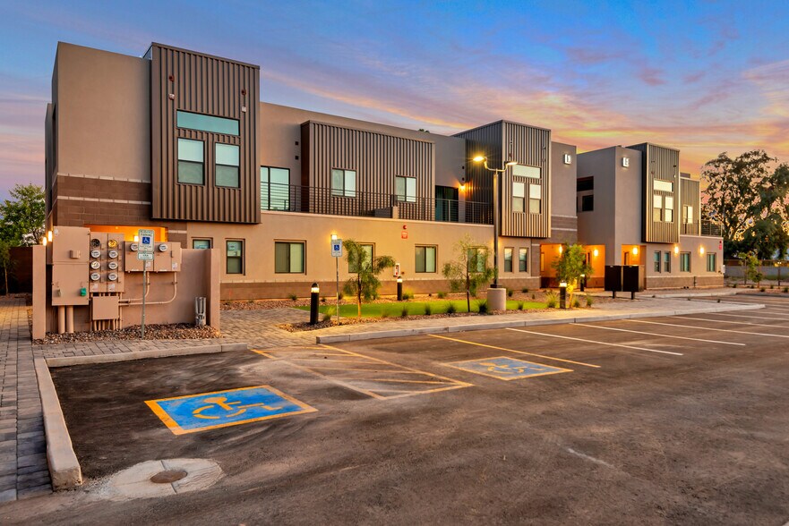 The Howe Apartments 2185 E Howe Ave Tempe AZ 85281 Apartment Finder