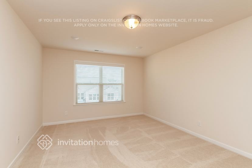 Building Photo - 12828 Stella Belle Dr