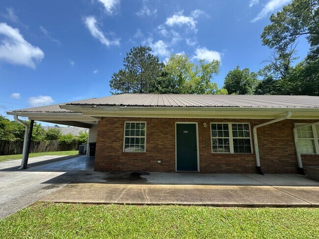 Building Photo - 150&amp;152 Rogers Drive, Rome, GA 30165