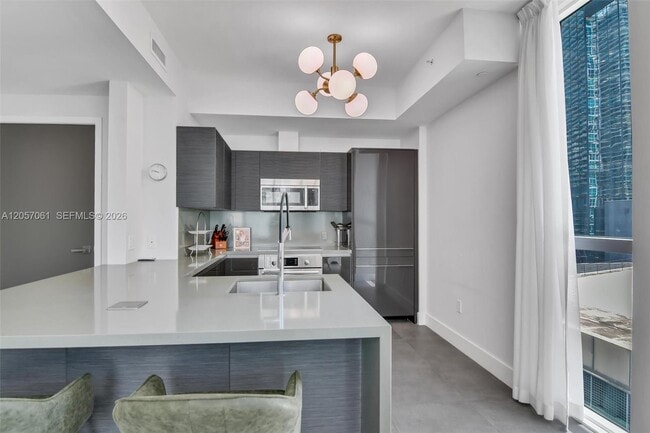 Building Photo - 1080 Brickell Ave