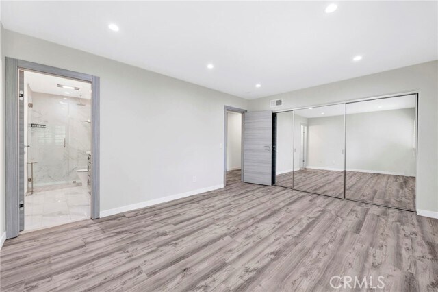 Building Photo - 4665 Willens Ave