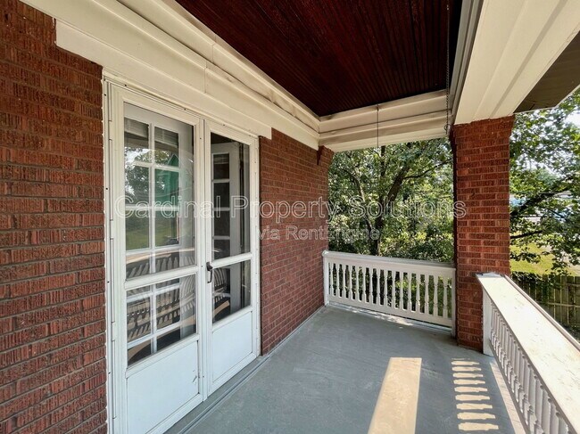 Building Photo - 2710 Ruberg Ave
