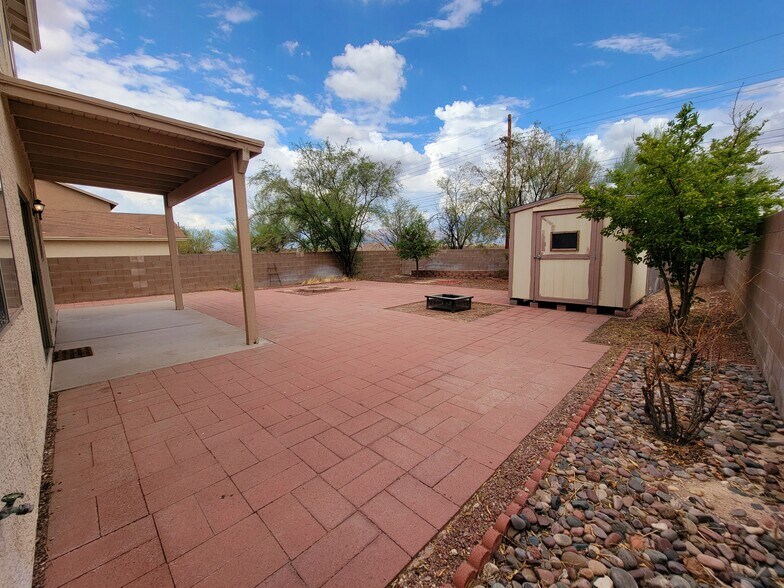 Backyard - 8697 S Desert Rainbow Dr