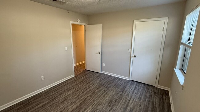 Building Photo - RATE DROP ALERT! (was $1725/month)