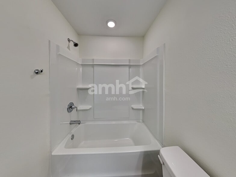 Building Photo - 33841 Widman Way