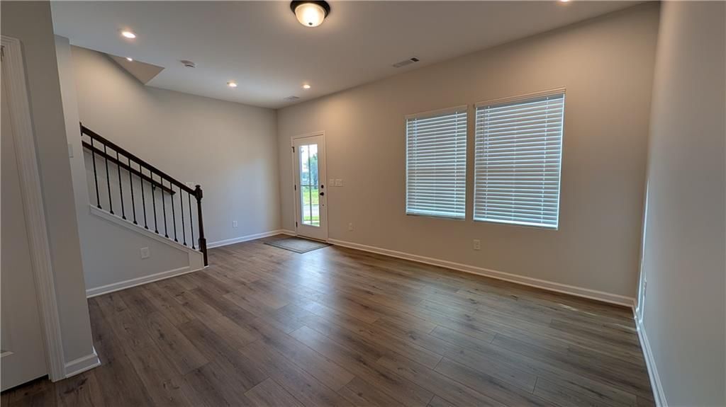 Building Photo - 3053 Beacon Bend Xing