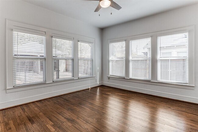 Building Photo - 6349 Belmont Ave