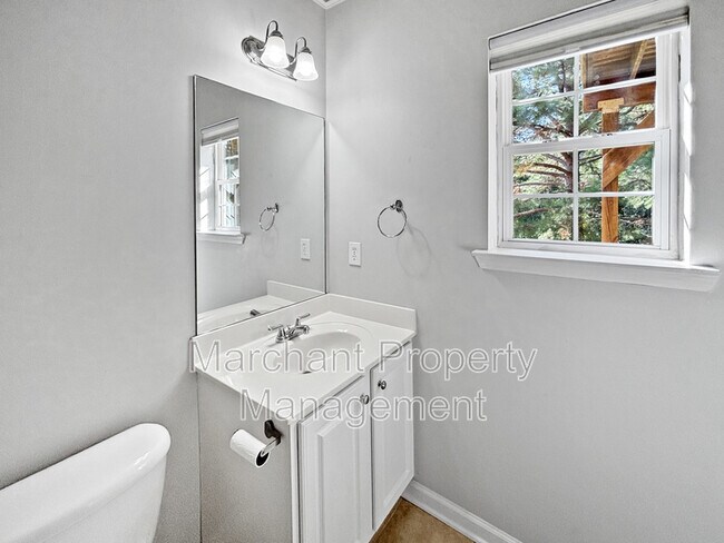 Building Photo - 311 Pampas Ct