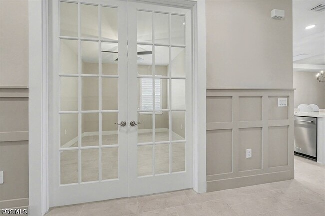 Building Photo - 44489 Panther Dr