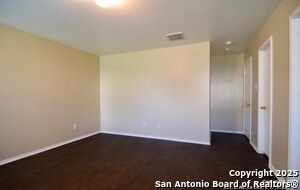 Building Photo - 9011 Hilltop Crossing Dr