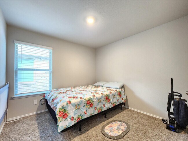 Building Photo - 13912 Great Pnes Ct