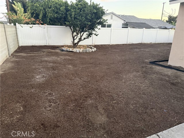 Building Photo - 7432 El Chino Cir