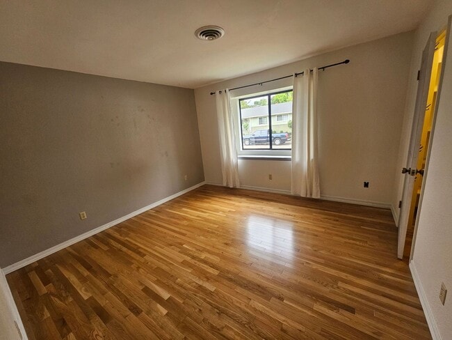 Building Photo - Available Now in Lakeport