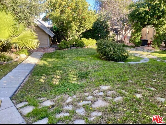 Building Photo - 5944 Irvine Ave