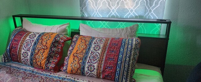 LED Headboard Lighting - 5914 Wilson Dr