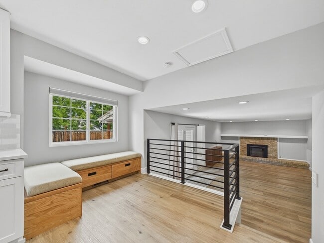 Building Photo - Gorgeous Home in Centennial!