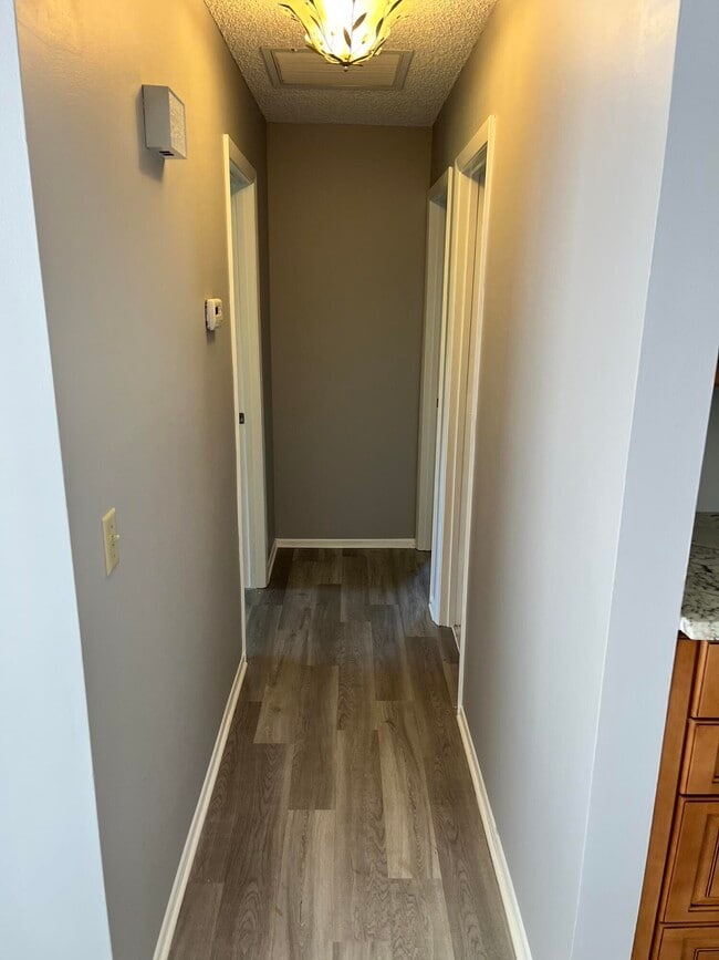 Building Photo - 4116 NW Cinnamon Tree Cir