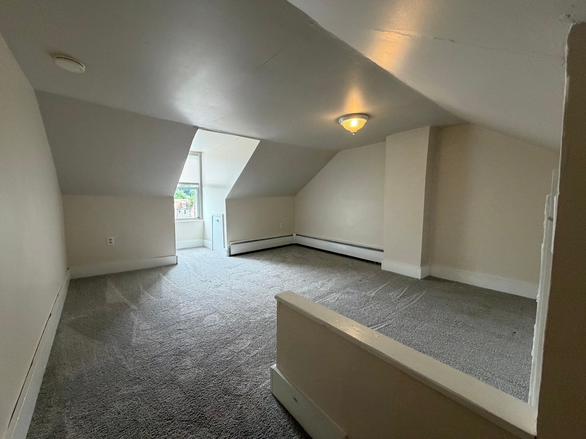 Bedroom #3 (3rd Floor) - 654 Poplar St