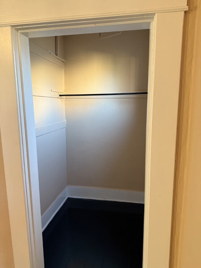 Building Photo - 286 Park St