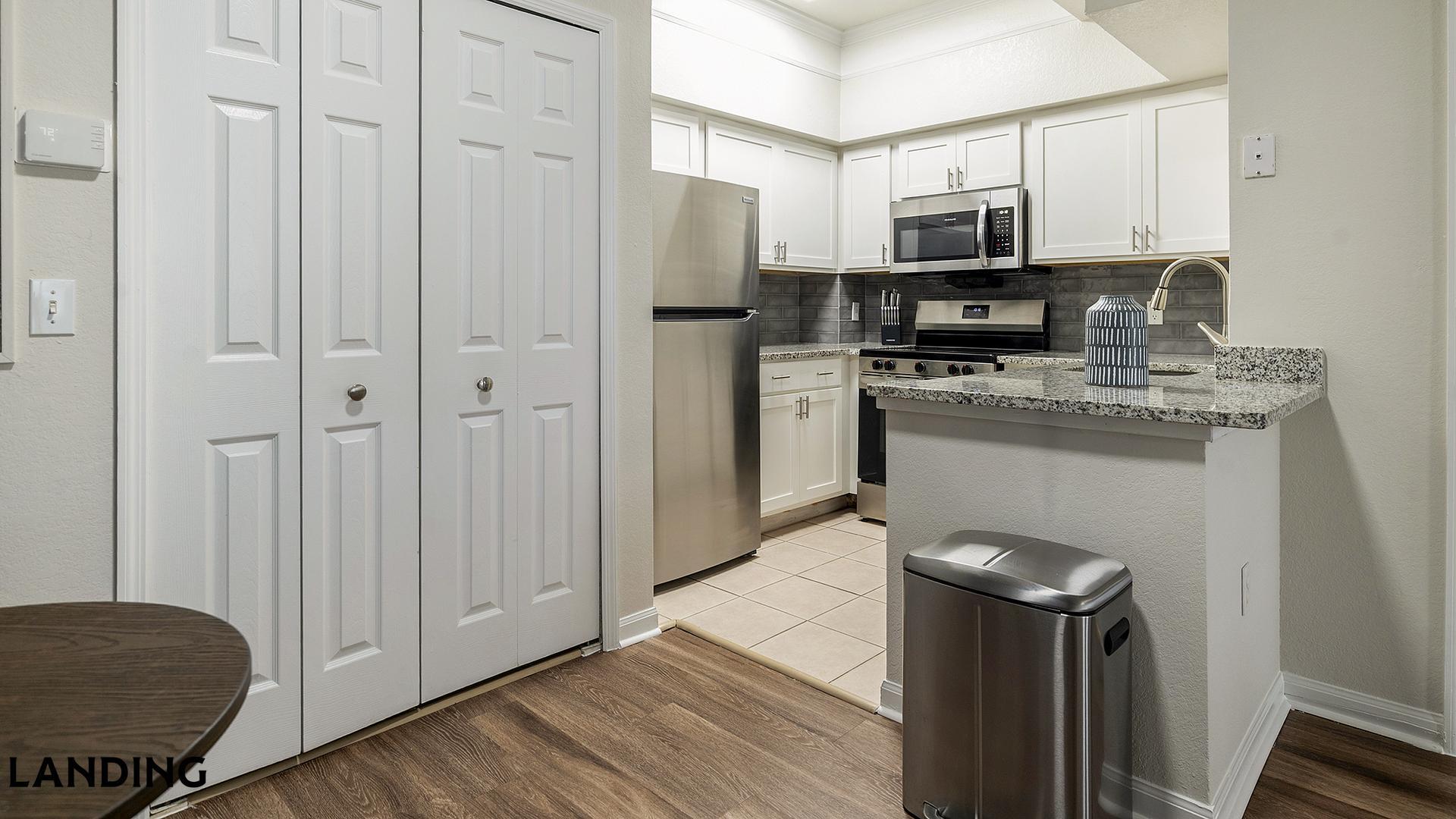 Building Photo - 2801 Biltmore Park Dr