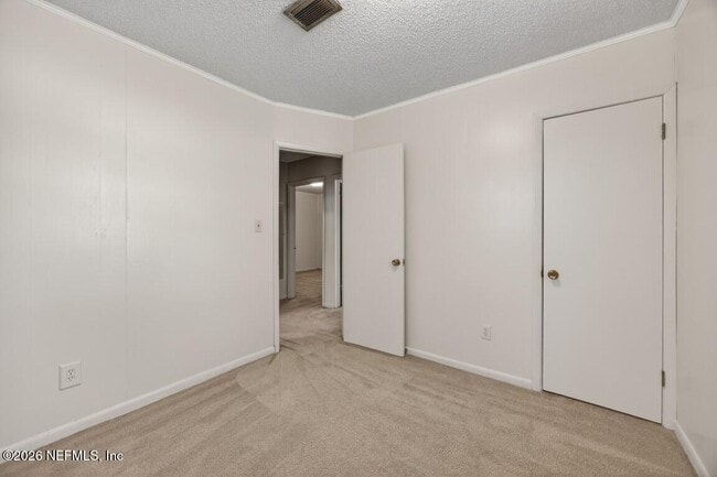 Building Photo - 8900 Crystal Springs Rd