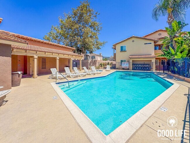 Building Photo - SD: Beautiful 1BD/1BA Condo in San Marcos with Community Pool, Private Balcony & Reserved Parking