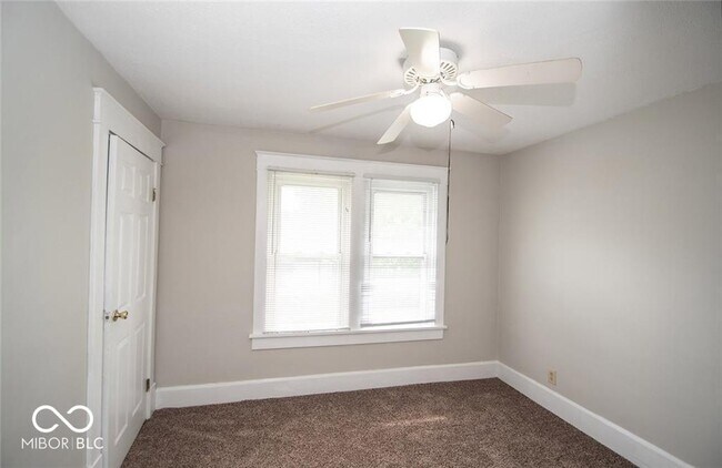 Building Photo - 1543 W Ohio St