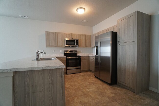 Building Photo - 3254 Thunderchief Hts