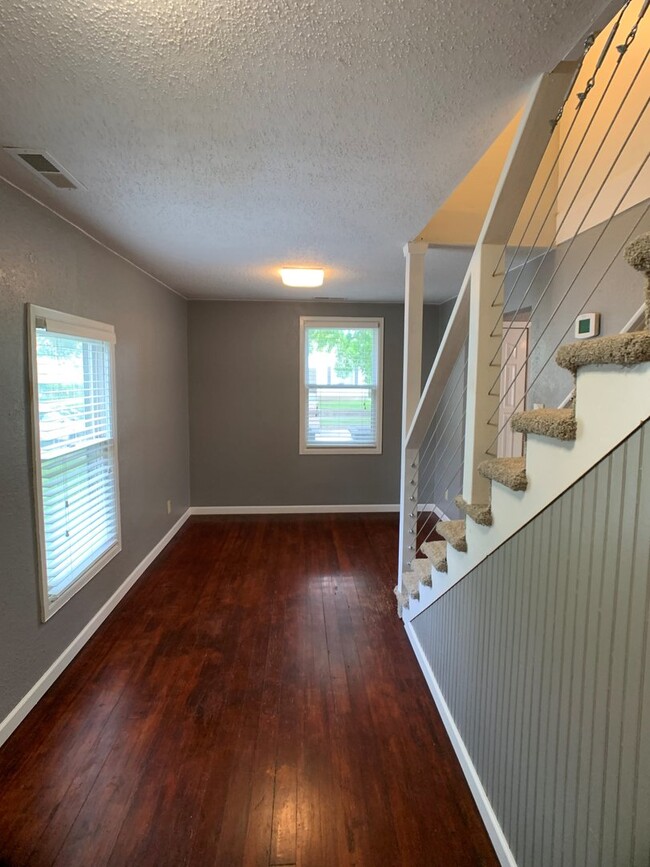 Building Photo - ADORABLE HOME IN CENTRAL MANHATTAN!