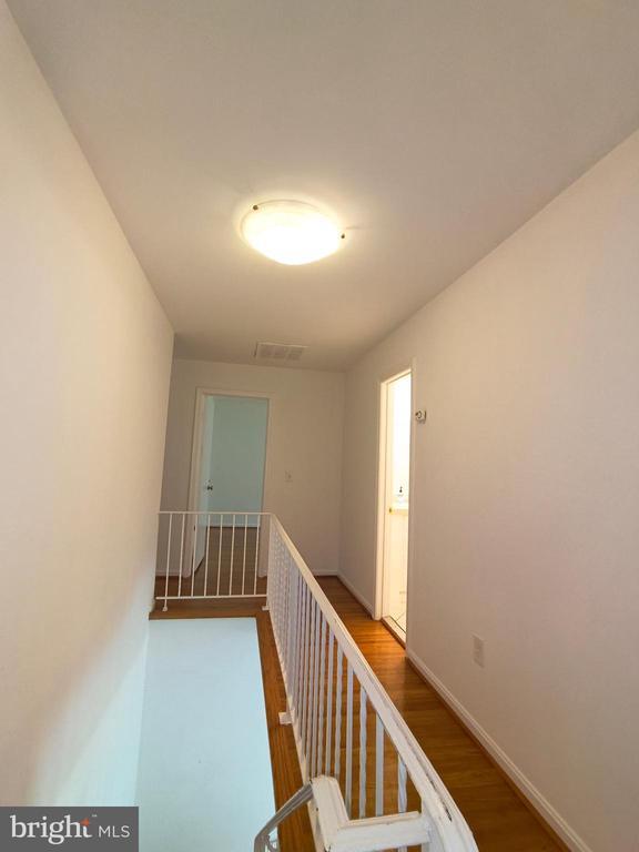 Building Photo - 8835 Tuckerman Ln