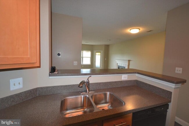 Building Photo - 13058 Autumn Woods Way