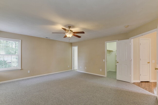 Building Photo - 1133 Lady Ashley Dr