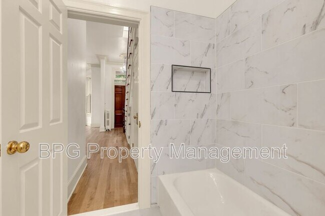 Building Photo - 1302 S St NW