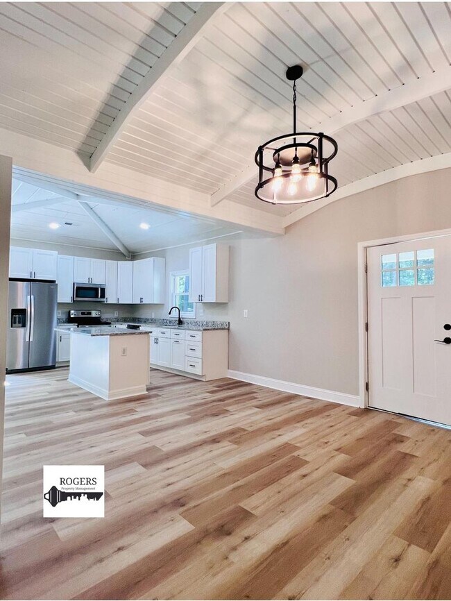 Building Photo - Four BR Available in Creedmoor