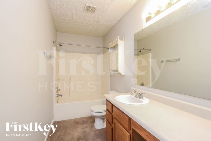 Building Photo - 5144 Stanhope Ln