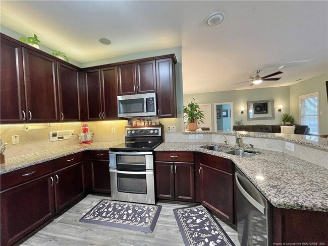 Building Photo - 82 Revolutionary Rd