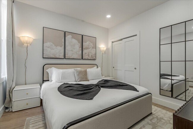 Building Photo - 97-99 Zabriskie St