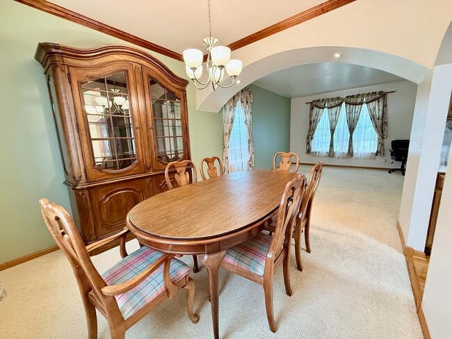 Building Photo - 34242 N Wineberry Ln