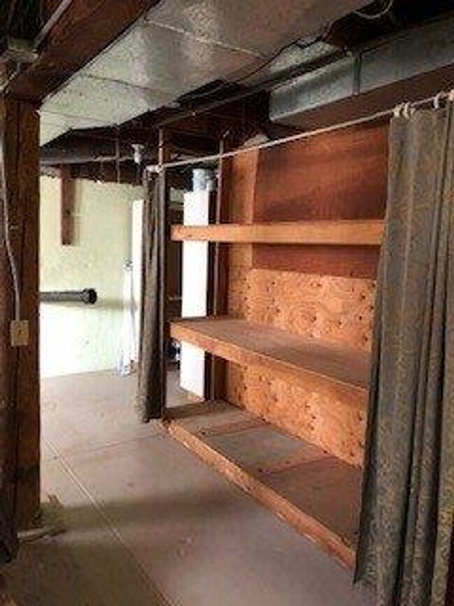 Building Photo - FALK 1