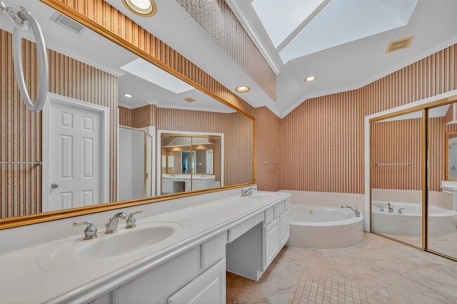 Building Photo - 13919 Aspen Cove Dr