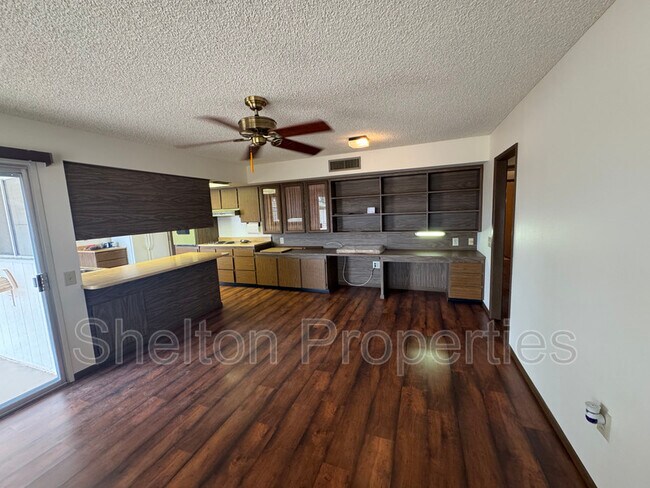 Building Photo - 12503 W Rampart Dr