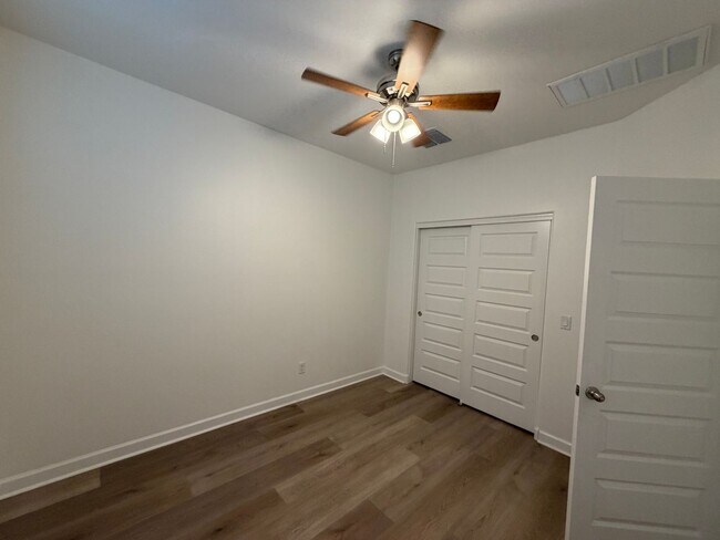 Building Photo - 22705 N Rummler Ln