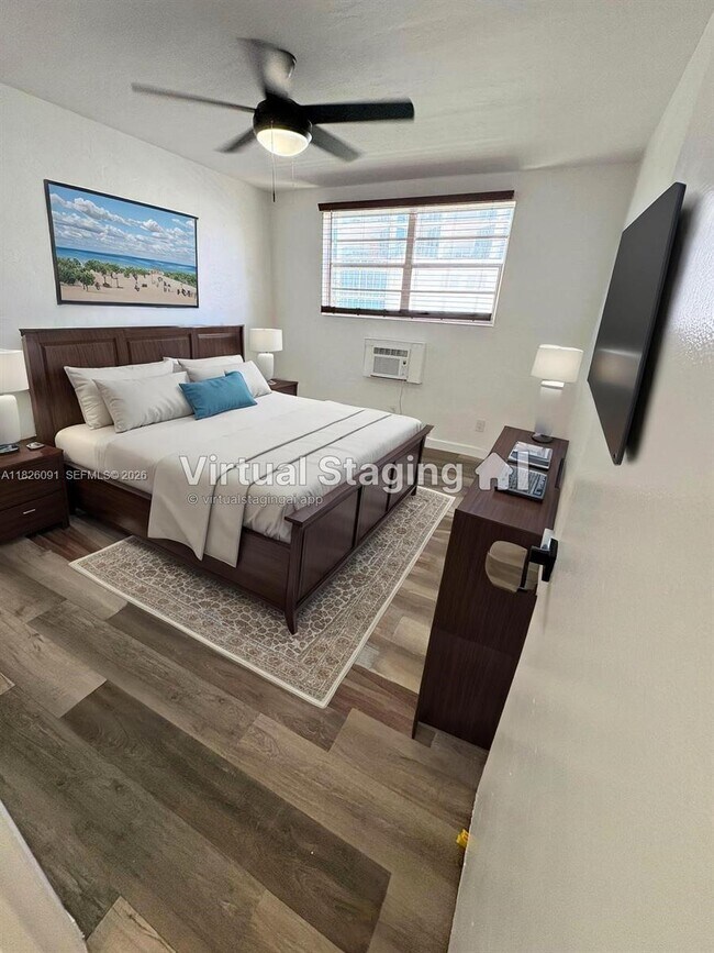 Building Photo - 505 NE 30th St